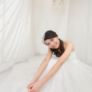 Africa Vestido midi a rayas cont5